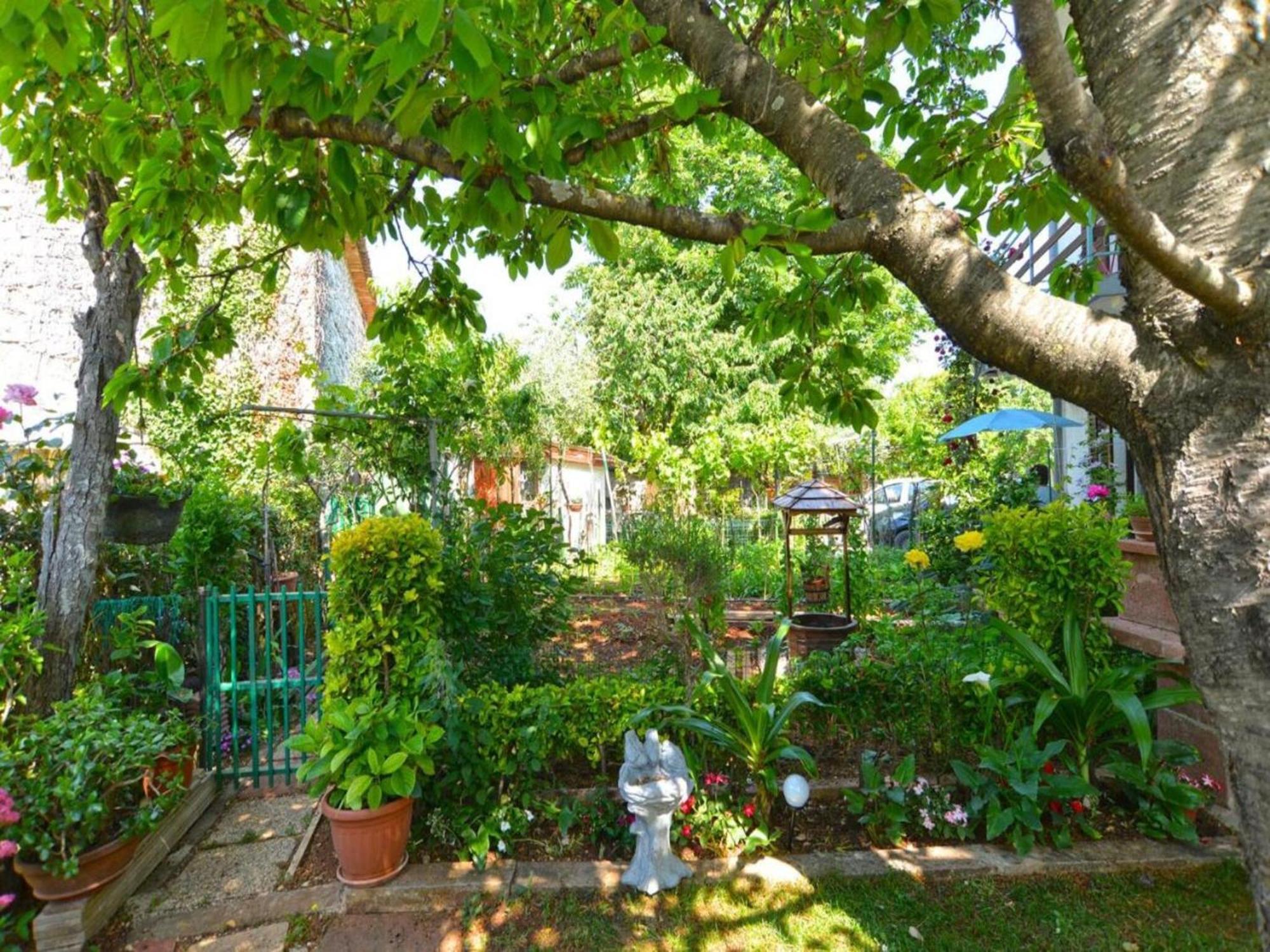 Spacious With Garden Poreč